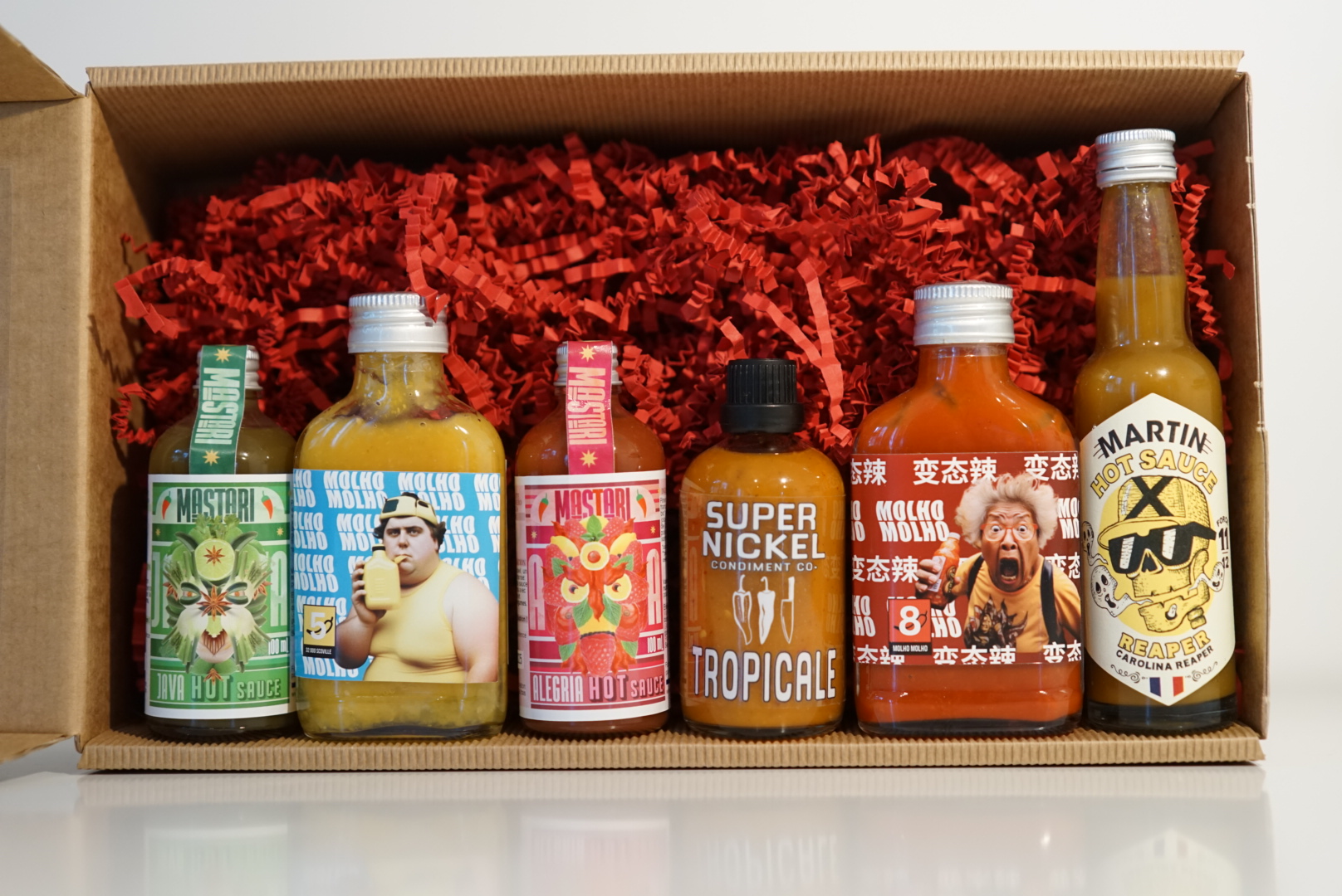 Featured image for “Coup de Chaud : La Box Hot Sauce”